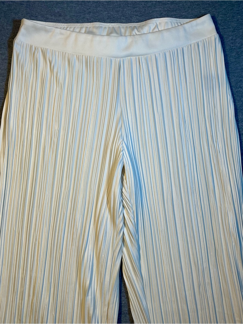 Lola & Sophie Cream Pleated Plissé Wide-Leg Flowy SoftPants Creme Colored XS